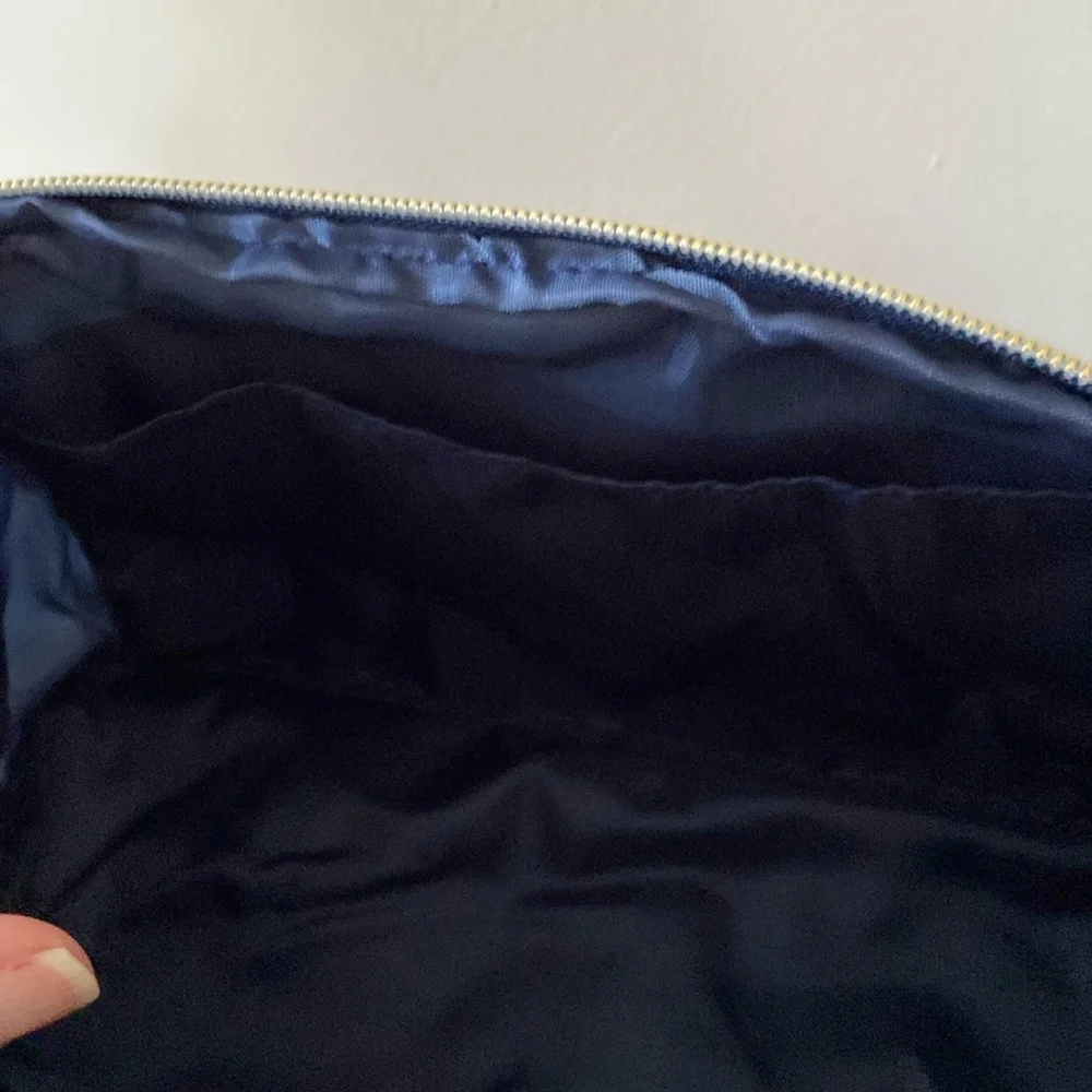 Sophia Joy Cosmetics Case with Handle. NWT - Picture 7 of 12